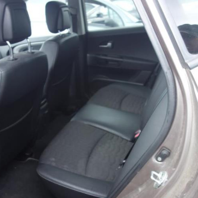 Ceinture arriere gauche KIA CEE-D 1 SPORT WAGON Photo n°9