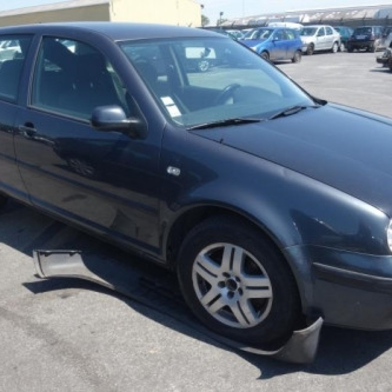 Pretensionneur de ceinture avant droit VOLKSWAGEN GOLF 4 Photo n°5