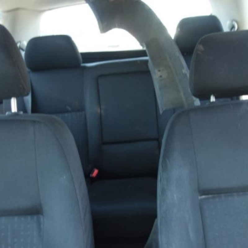 Pretensionneur de ceinture avant droit VOLKSWAGEN GOLF 4 Photo n°9