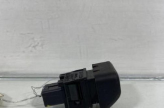 Bouton de warning NISSAN NOTE 1