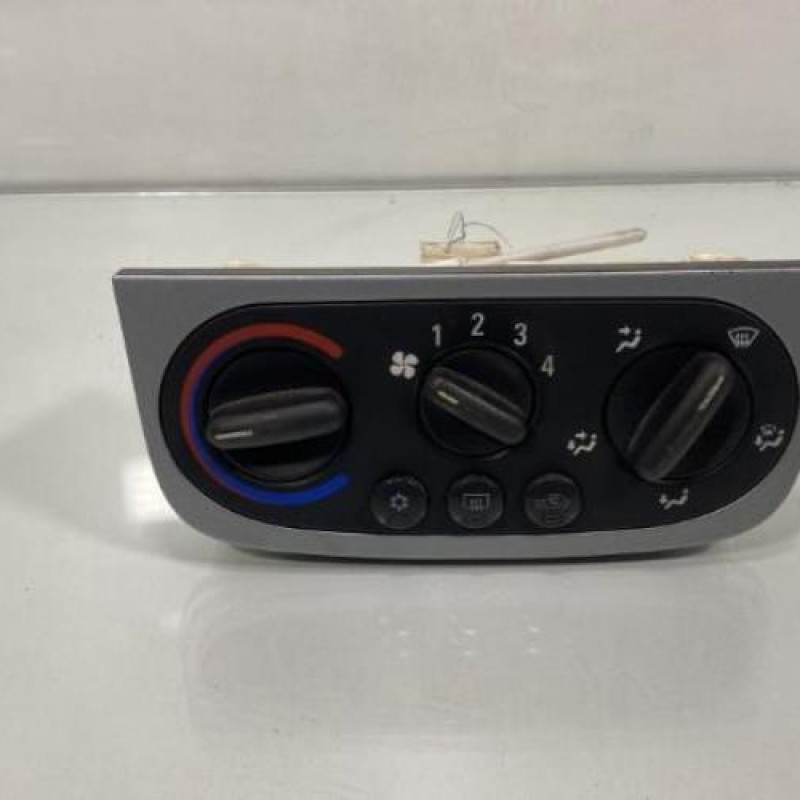 Commande chauffage OPEL CORSA C Photo n°1