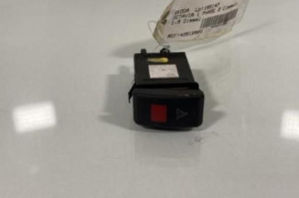 Bouton de warning SKODA OCTAVIA 1 Photo n°1