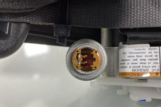 Pretensionneur de ceinture avant gauche HONDA JAZZ 3