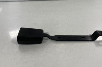 Attache ceinture avant droit SKODA FABIA 2