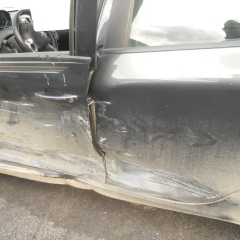 Bloc ABS (freins anti-blocage) PEUGEOT 208 1 Photo n°8
