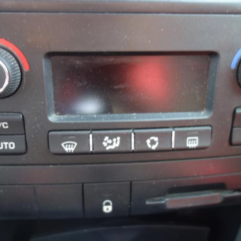 Ceinture arriere droit PEUGEOT 207 Photo n°9