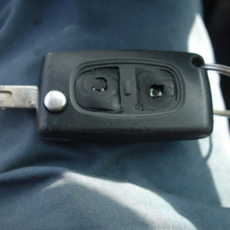 Ceinture arriere gauche PEUGEOT 207 Photo n°12