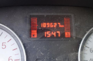 Charniere de capot DACIA SANDERO 1