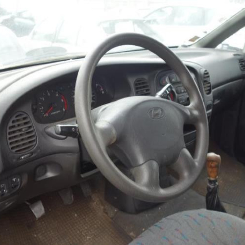 Pretensionneur de ceinture avant droit HYUNDAI SATELLITE 1 Photo n°9