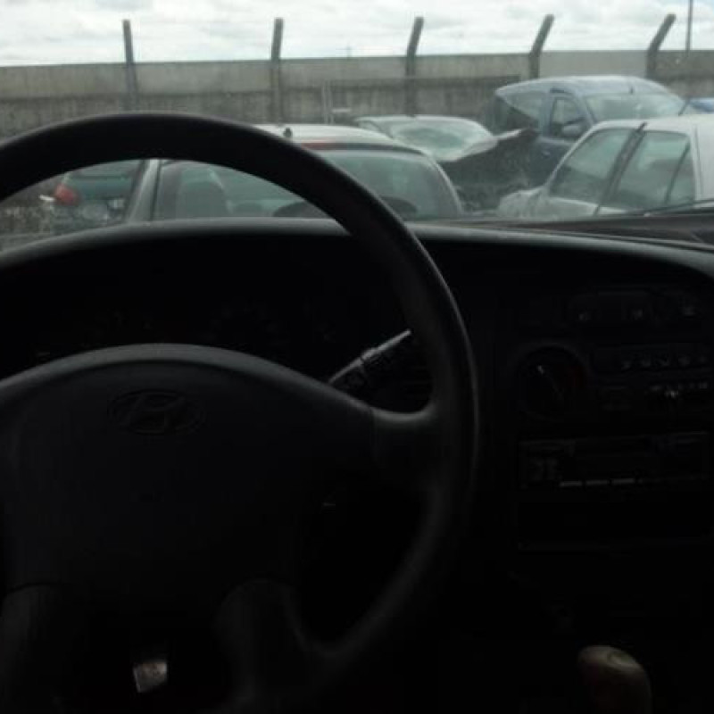 Pretensionneur de ceinture avant droit HYUNDAI SATELLITE 1 Photo n°11