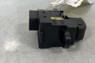 Interrupteur de leve vitre avant droit HYUNDAI SATELLITE 1