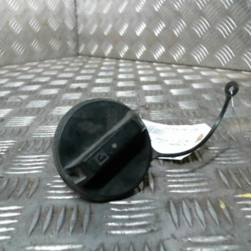Bouchon de carburant NISSAN NOTE 1 Photo n°1
