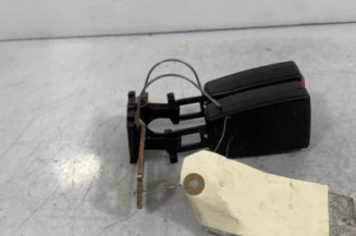 Attache ceinture arriere droit VOLVO 850