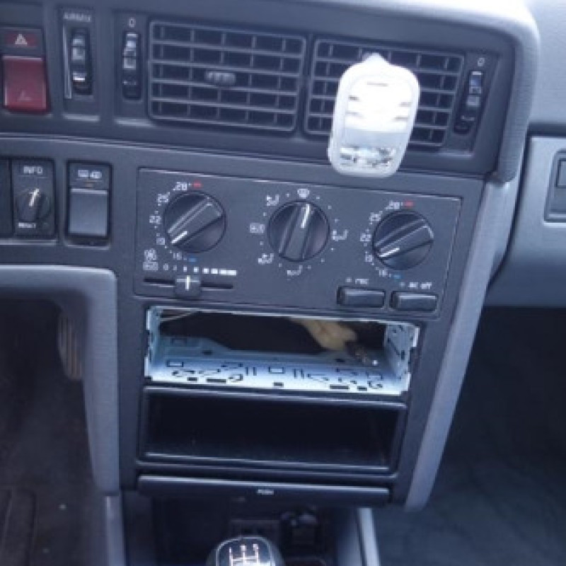 Serrure avant droit VOLVO 850 Photo n°12