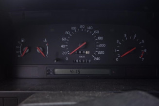 Serrure avant droit VOLVO 850