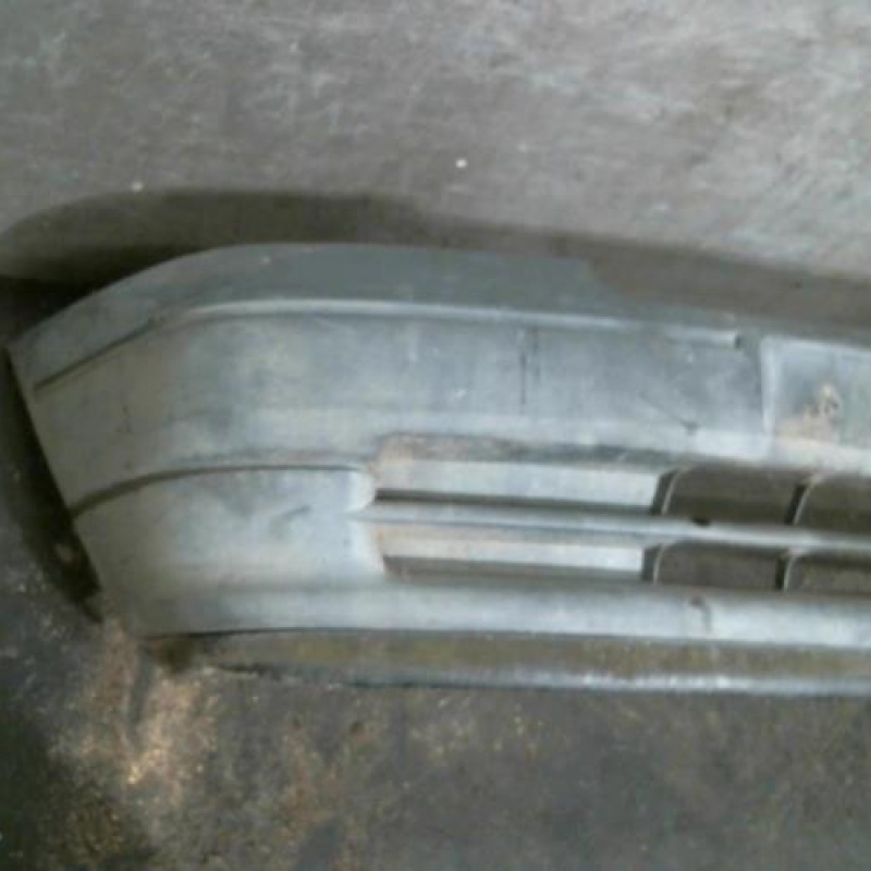 Pare choc avant RENAULT CLIO 1 Photo n°2