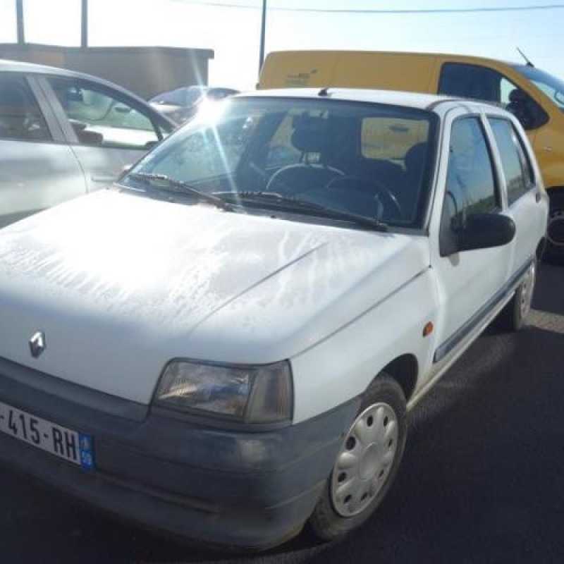 Pare choc avant RENAULT CLIO 1 Photo n°6