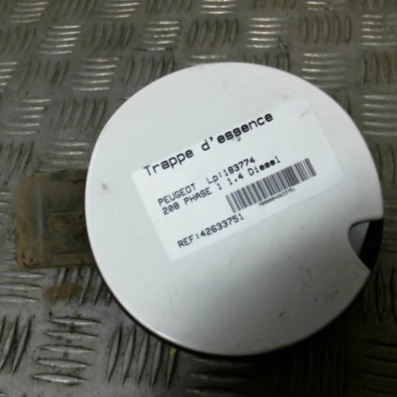 Trappe d'essence PEUGEOT 208 1 Photo n°1