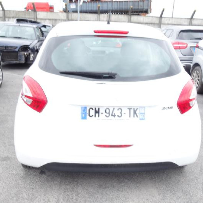 Trappe d'essence PEUGEOT 208 1 Photo n°8