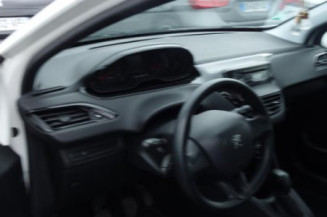 Trappe d'essence PEUGEOT 208 1