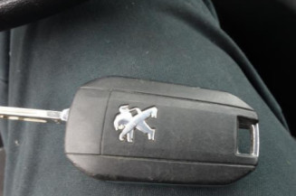 Trappe d'essence PEUGEOT 208 1