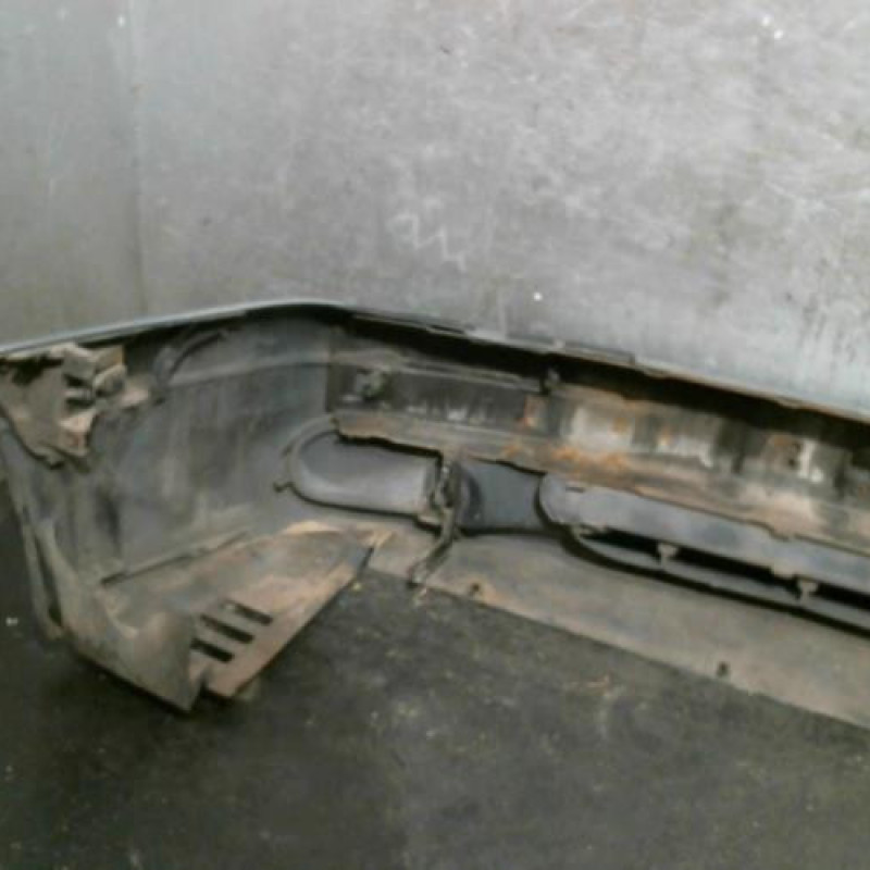 Pare choc avant RENAULT LAGUNA 1 Photo n°4