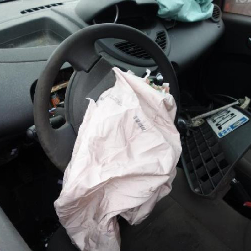 Trappe d'essence RENAULT TWINGO 2 Photo n°9
