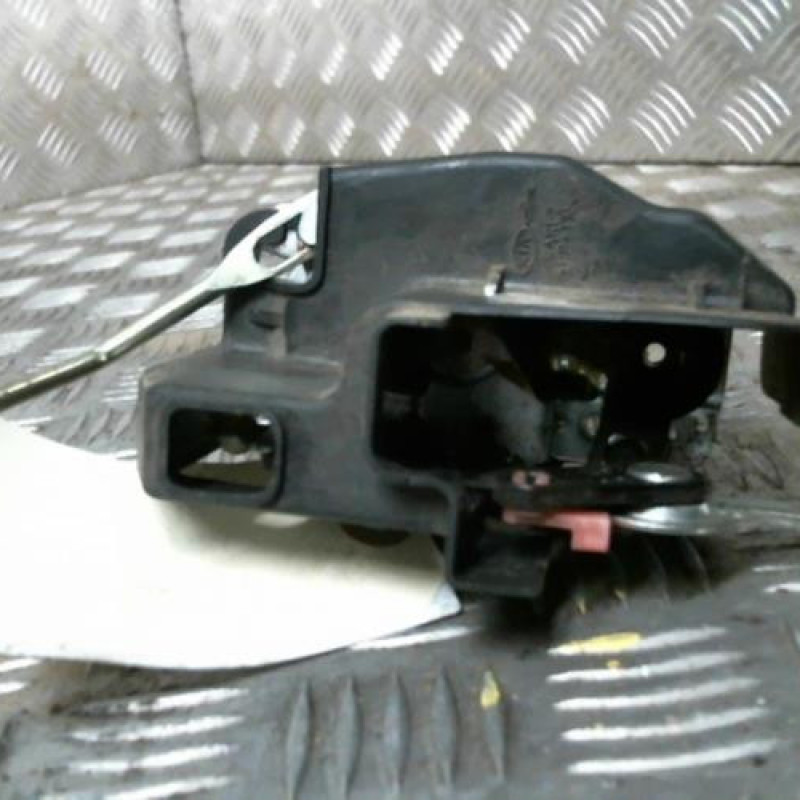 Serrure arriere gauche KIA PICANTO 1 Photo n°2