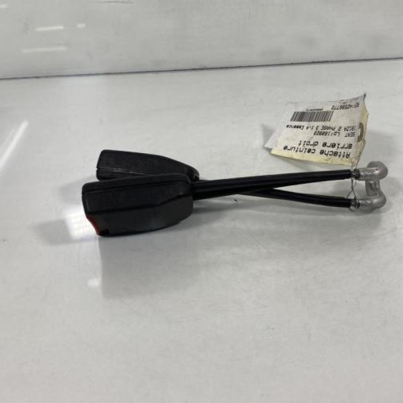 Attache ceinture arriere droit SEAT IBIZA 2 Photo n°2