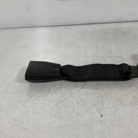 Attache ceinture arriere droit FORD FIESTA 2