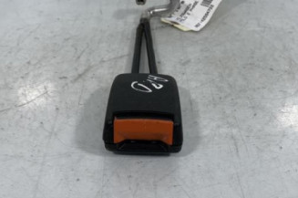 Attache ceinture arriere droit VOLKSWAGEN POLO 2 Photo n°1
