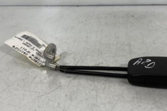 Attache ceinture arriere droit VOLKSWAGEN POLO 2