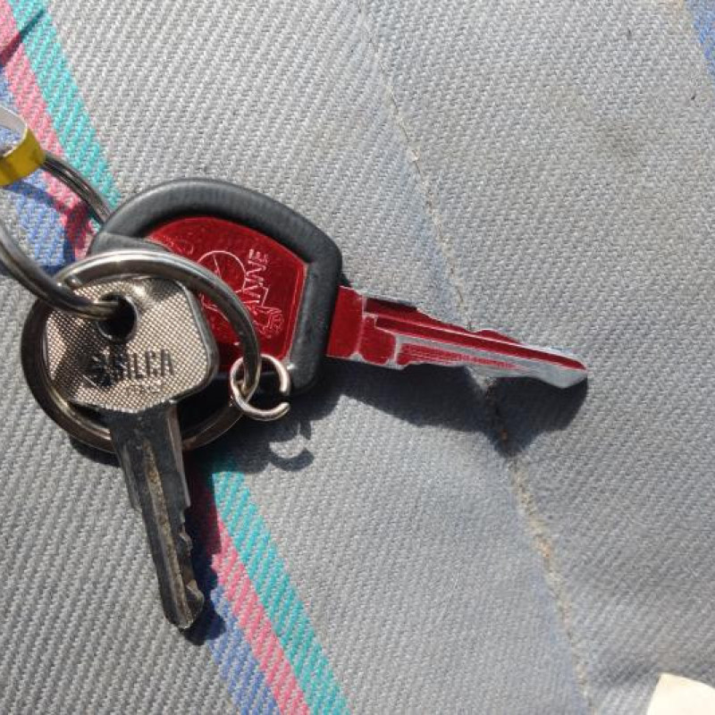 Attache ceinture arriere droit VOLKSWAGEN POLO 2 Photo n°11
