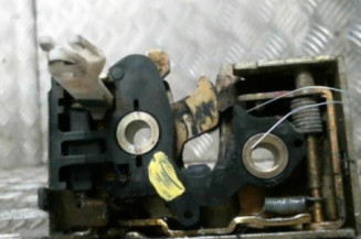 Serrure avant droit VOLKSWAGEN POLO 2