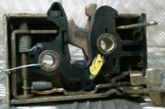 Serrure avant gauche VOLKSWAGEN POLO 2