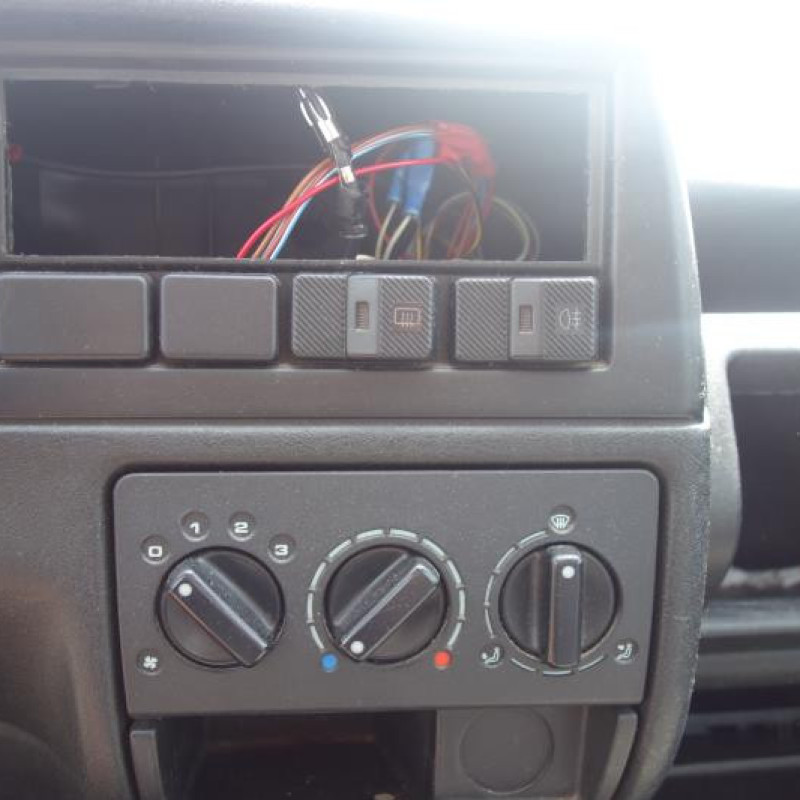 Pompe lave glace avant VOLKSWAGEN POLO 2 Photo n°9