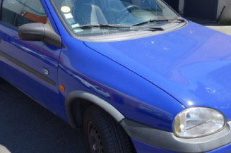 Ceinture arriere gauche OPEL CORSA B