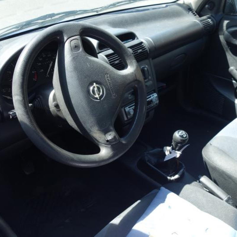 Ceinture arriere gauche OPEL CORSA B Photo n°8