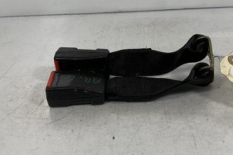 Attache ceinture arriere gauche OPEL ASTRA F