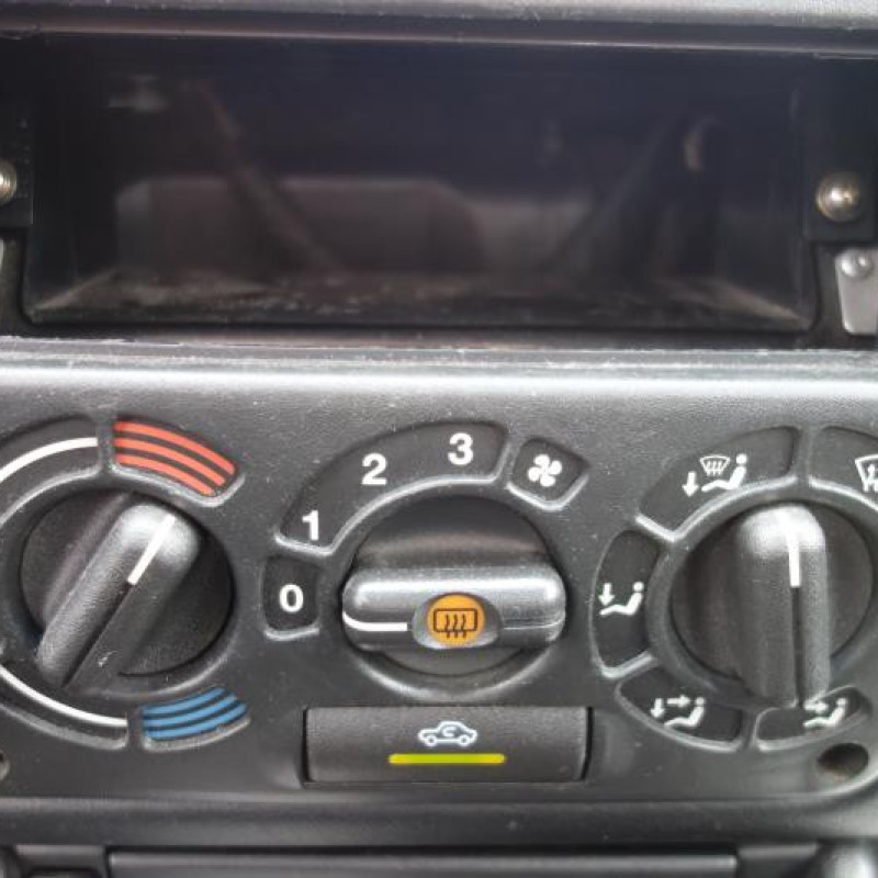 Ceinture arriere gauche OPEL ASTRA F Photo n°9