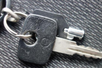Ceinture arriere gauche OPEL ASTRA F
