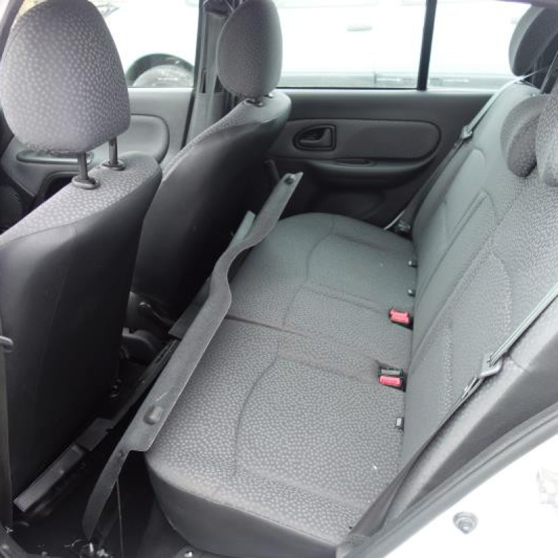 Volant RENAULT CLIO 2 CAMPUS Photo n°6