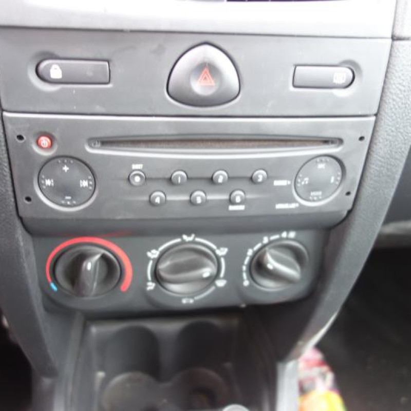 Volant RENAULT CLIO 2 CAMPUS Photo n°7