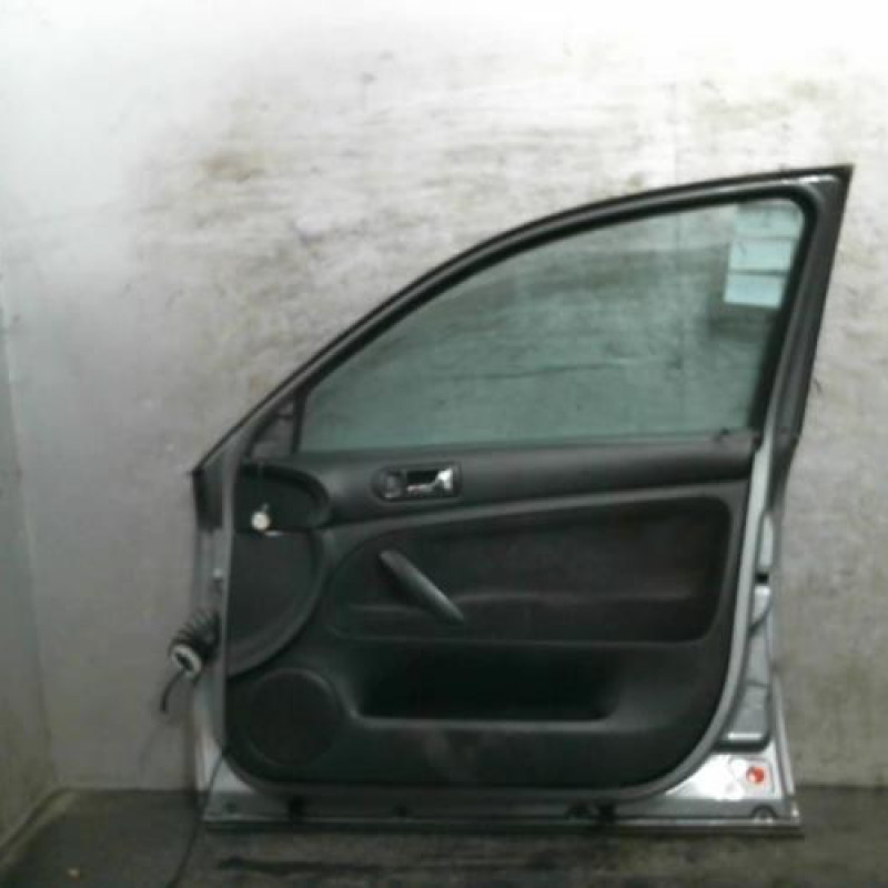 Porte avant droit VOLKSWAGEN PASSAT 4 Photo n°2