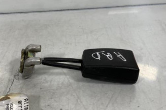Attache ceinture arriere droit VOLKSWAGEN PASSAT 4 Photo n°1