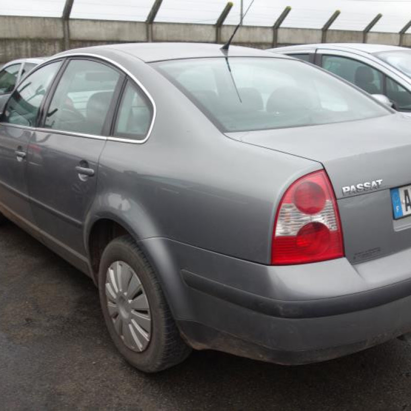 Pretensionneur de ceinture arriere gauche VOLKSWAGEN PASSAT 4 Photo n°7