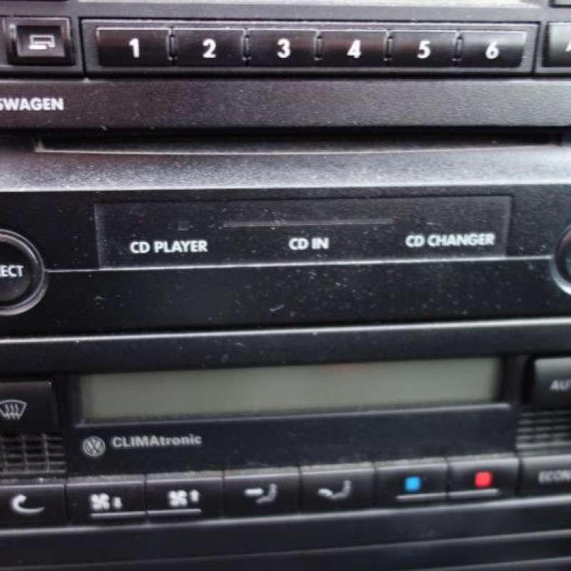 Pretensionneur de ceinture arriere gauche VOLKSWAGEN PASSAT 4 Photo n°9