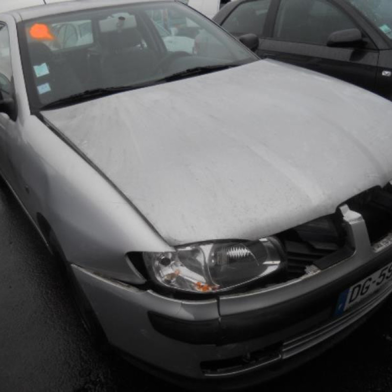 Pretensionneur de ceinture avant droit SEAT IBIZA 2 Photo n°5