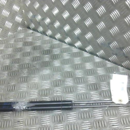 Verin de coffre SEAT IBIZA 2 Photo n°1