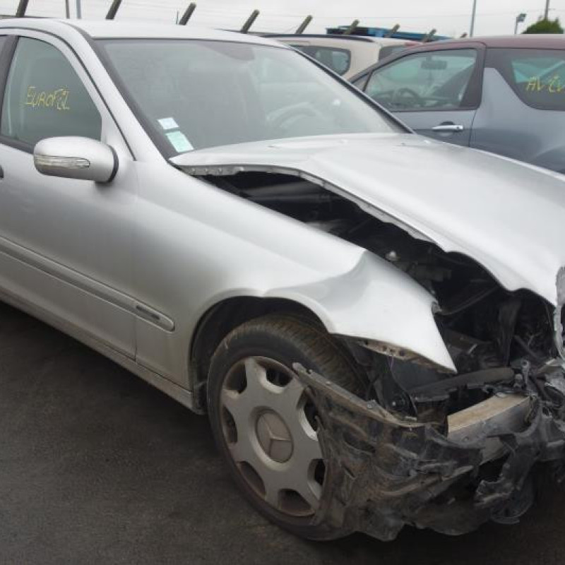 Pretensionneur de ceinture avant droit MERCEDES CLASSE C 203 Photo n°5
